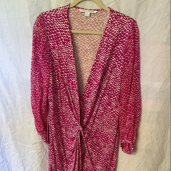 Diane von Furstenberg Wrap Dress - Size 10 - Picture 1 of 3
